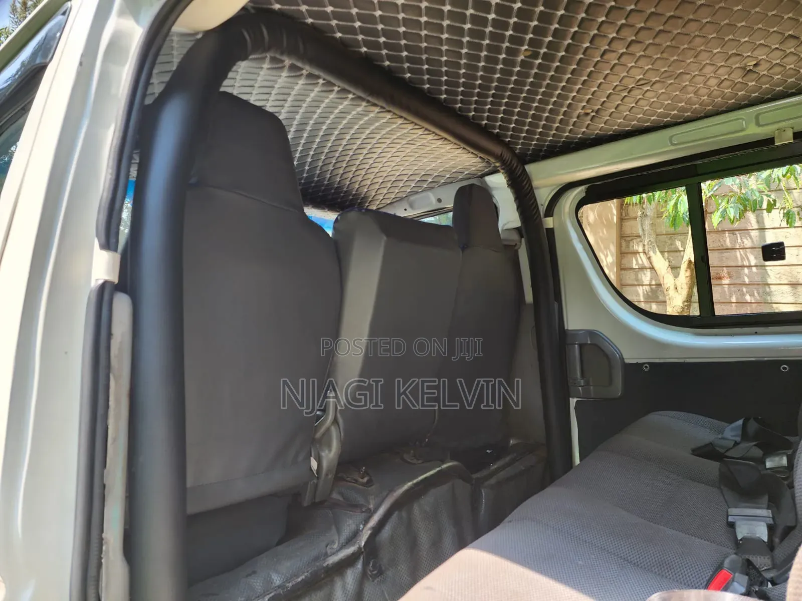 Toyota HiAce 2009 White