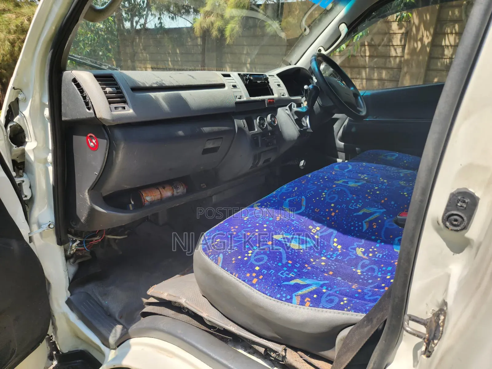Toyota HiAce 2009 White