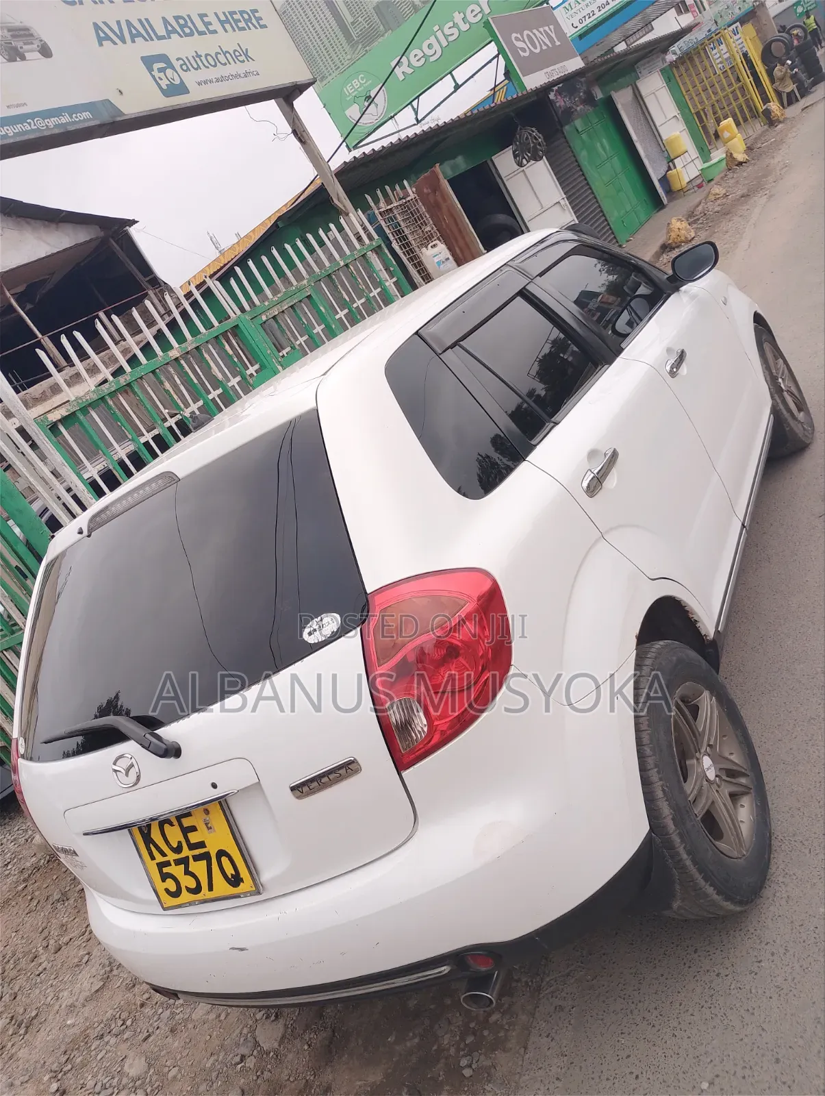 Mazda Verisa 2008 White