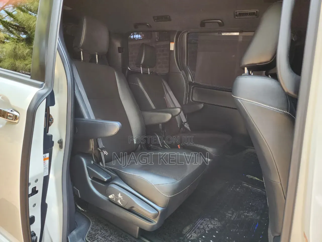 Toyota Noah 2018 White