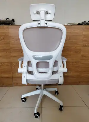 Grey Office Mesh Chair With Adjustable Headrest
