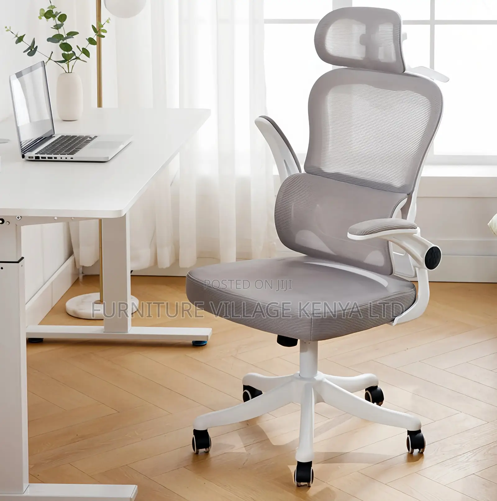 Grey Office Mesh Chair With Adjustable Headrest