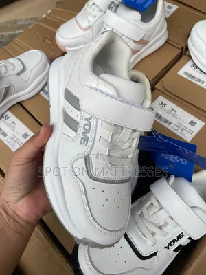 Kids' Comfortable Yove Sneakers. Sizes 31-37. Nationwide Delivery! 