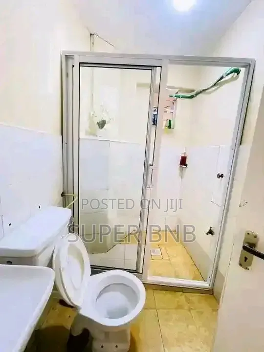 One Bedroom Airbnb in Kisii Town
Airbnbinkisii
#Airbnbkisii