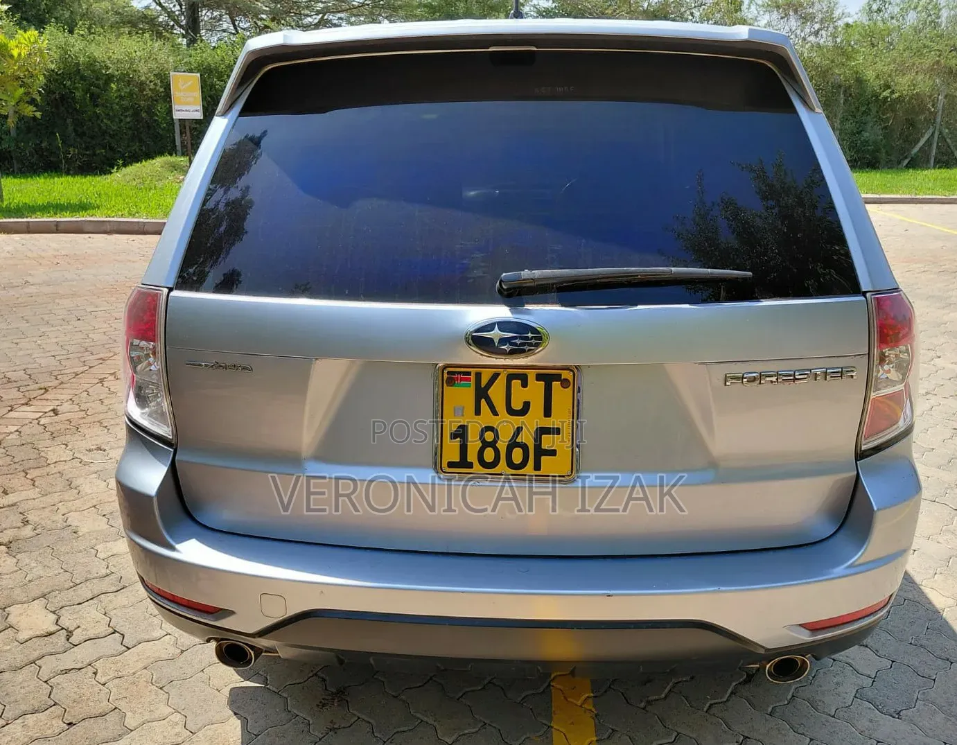 Subaru Forester 2011 Silver