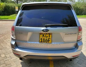 Subaru Forester 2011 Silver