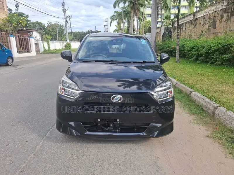 Daihatsu Mira 2019 Black