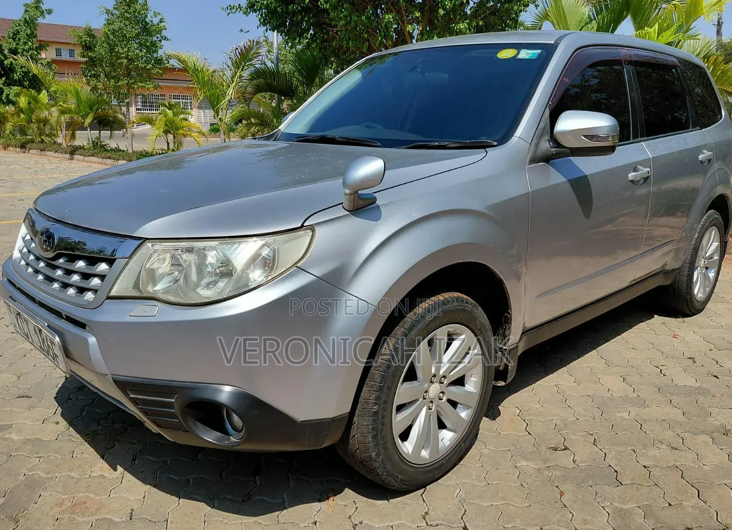 Subaru Forester 2011 Silver