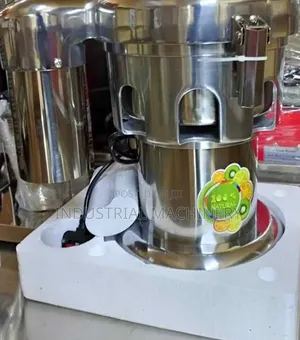 Commercial Juicer New
