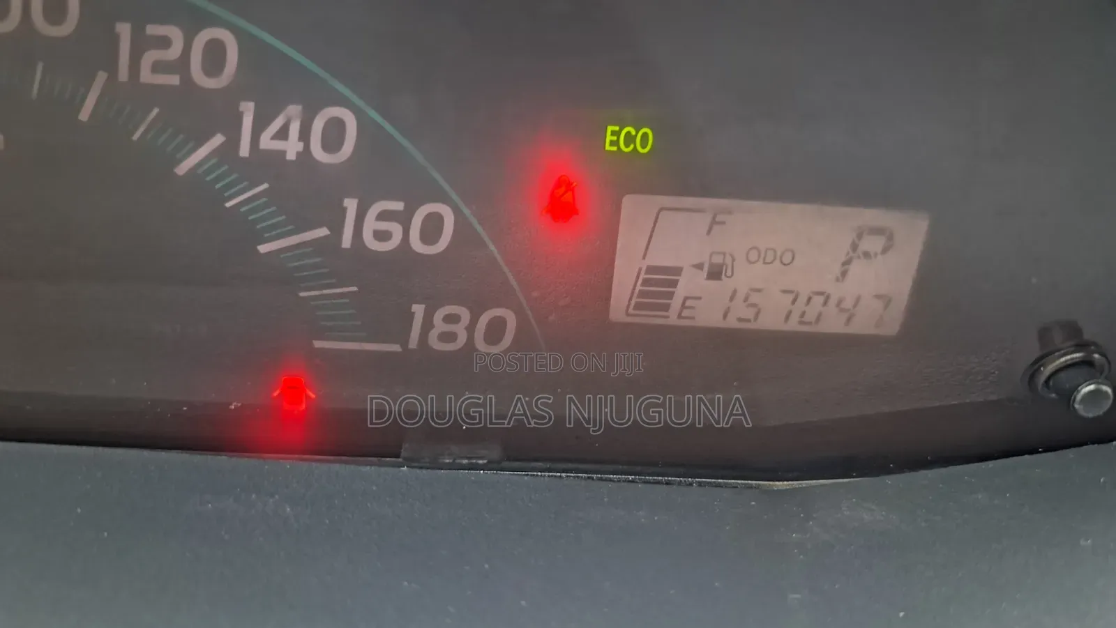 Toyota Vitz 2005 Red