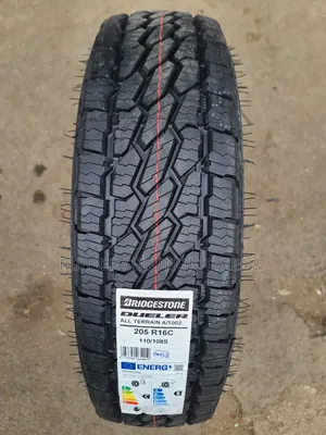 205 R16 Bridgestone Tyres Dueler a/T-002 All-Terrain
