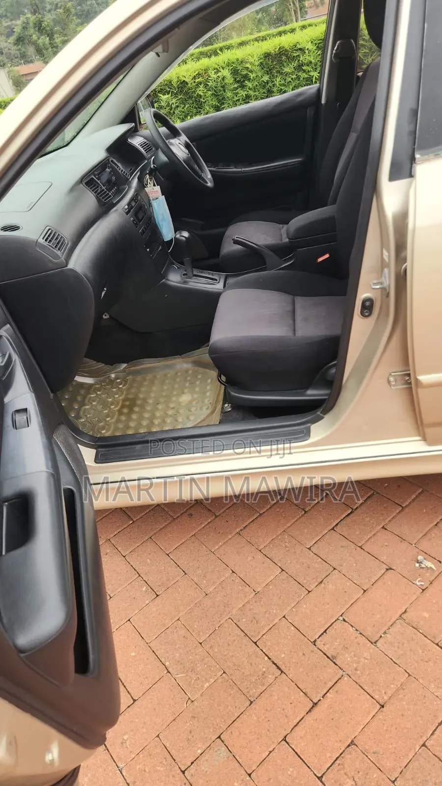 Toyota Corolla 2002 Gold