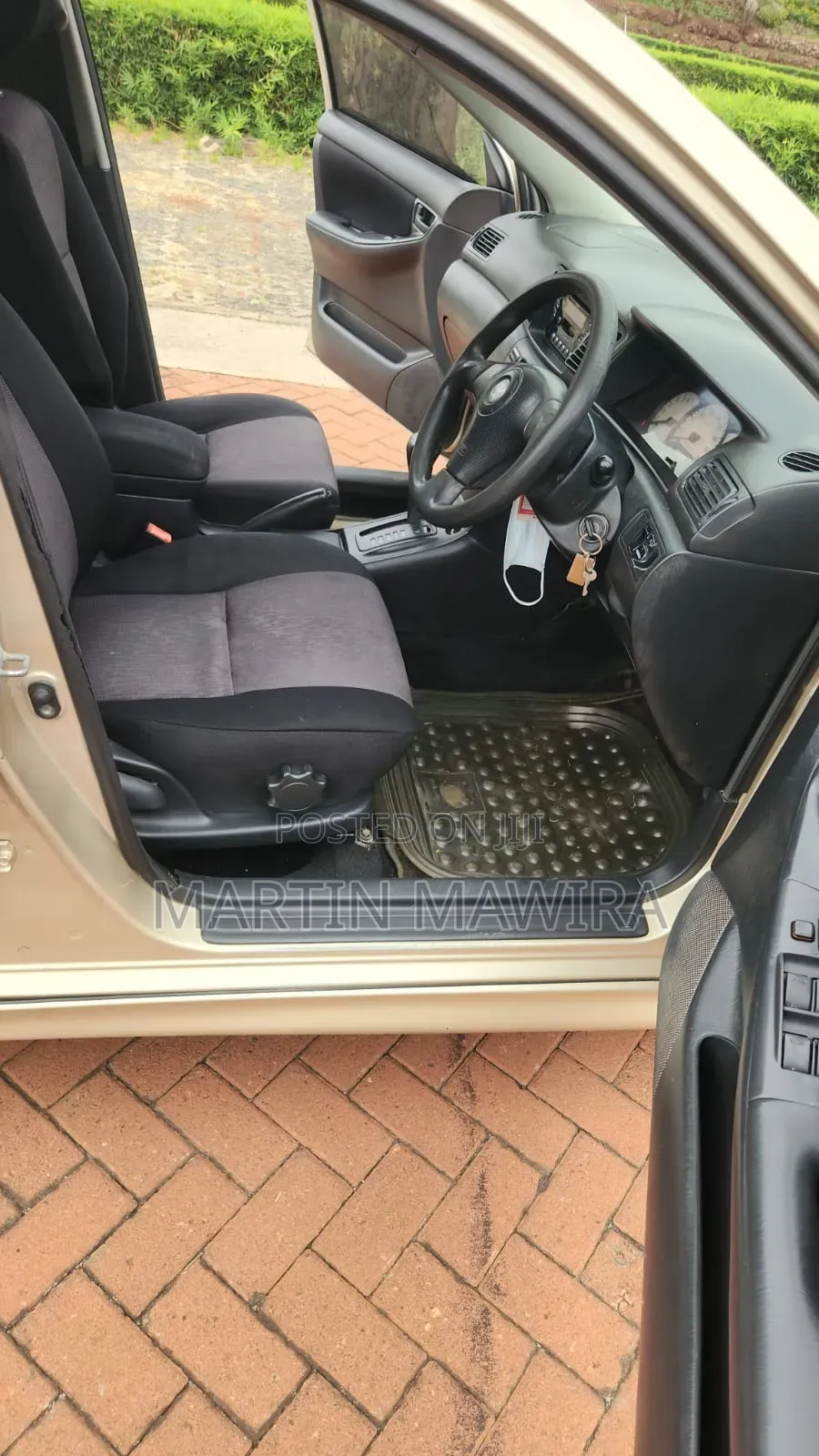 Toyota Corolla 2002 Gold