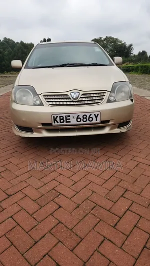Toyota Corolla 2002 Gold