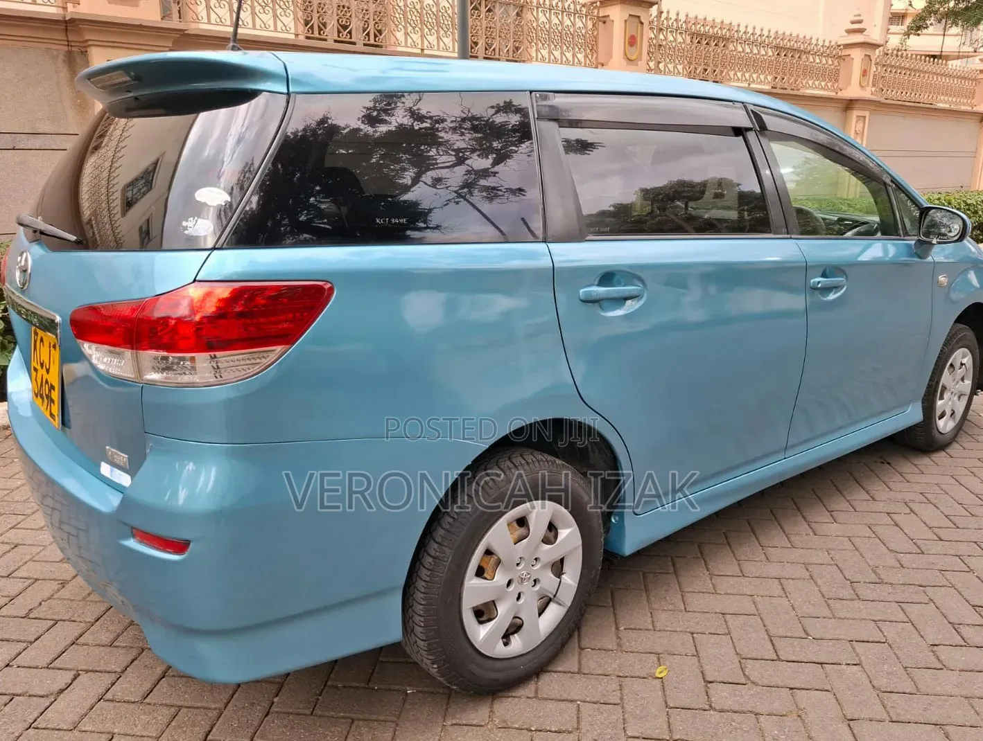 Toyota Wish 2009 Blue
