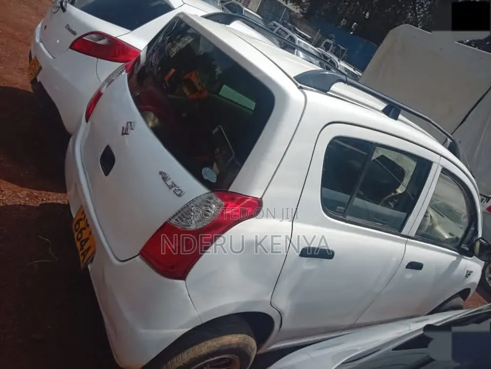 Suzuki Alto 1.0 2012 White