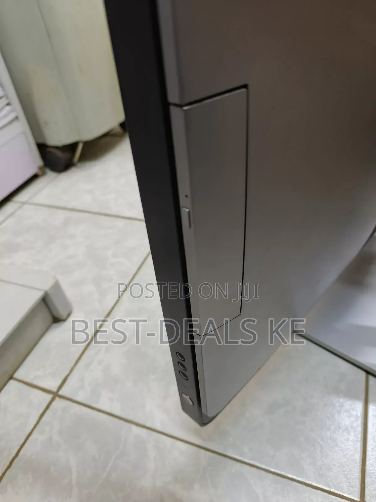 Desktop Computer Dell 12GB Intel Core i5 SSD 256GB