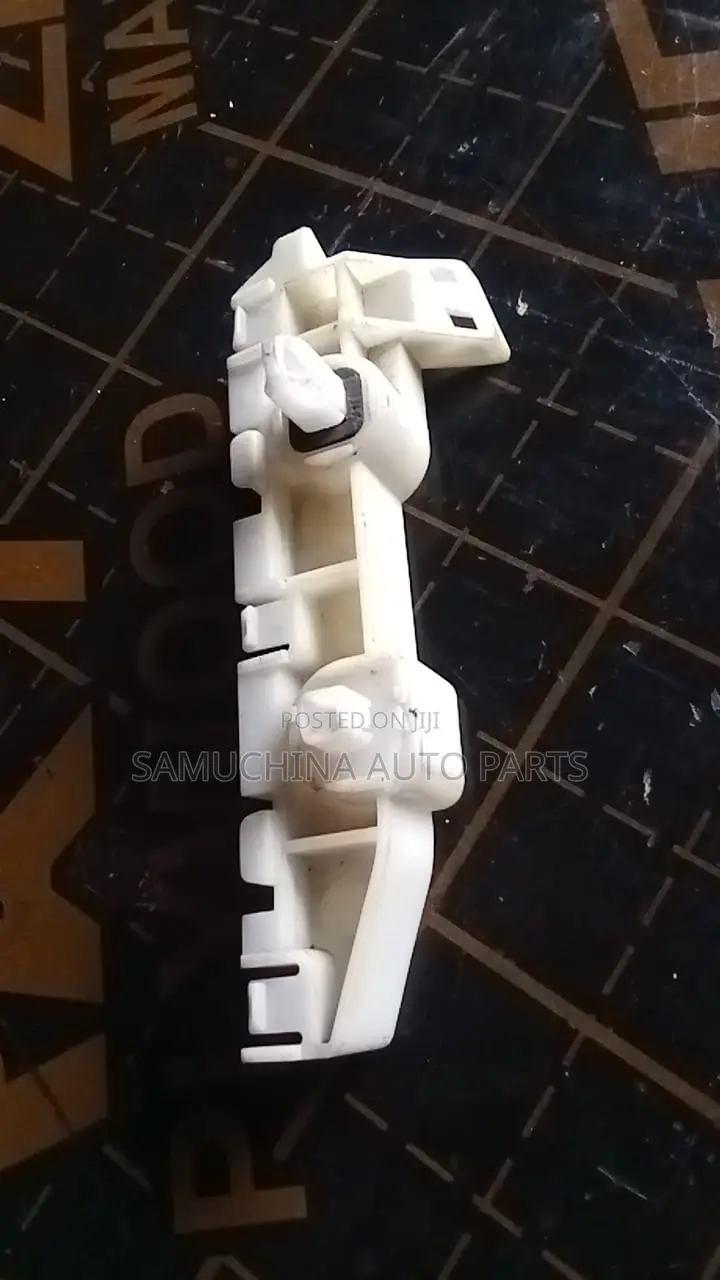 Rear Bumper Slide Mitsubishi Mirage {Rhs}