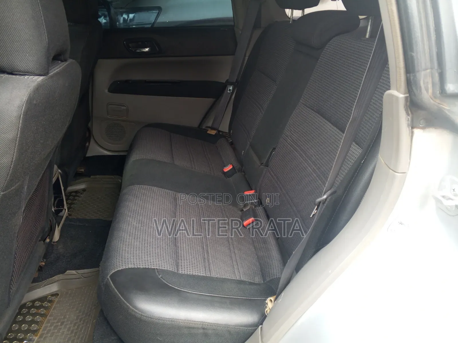 Subaru Forester 2004 Silver