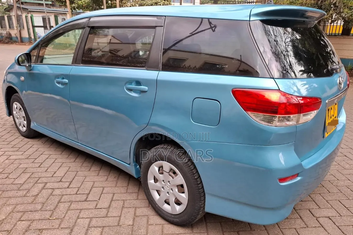 Toyota Wish 2009 Blue