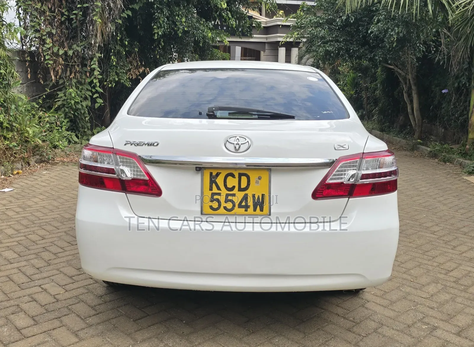 Toyota Premio 2008 White