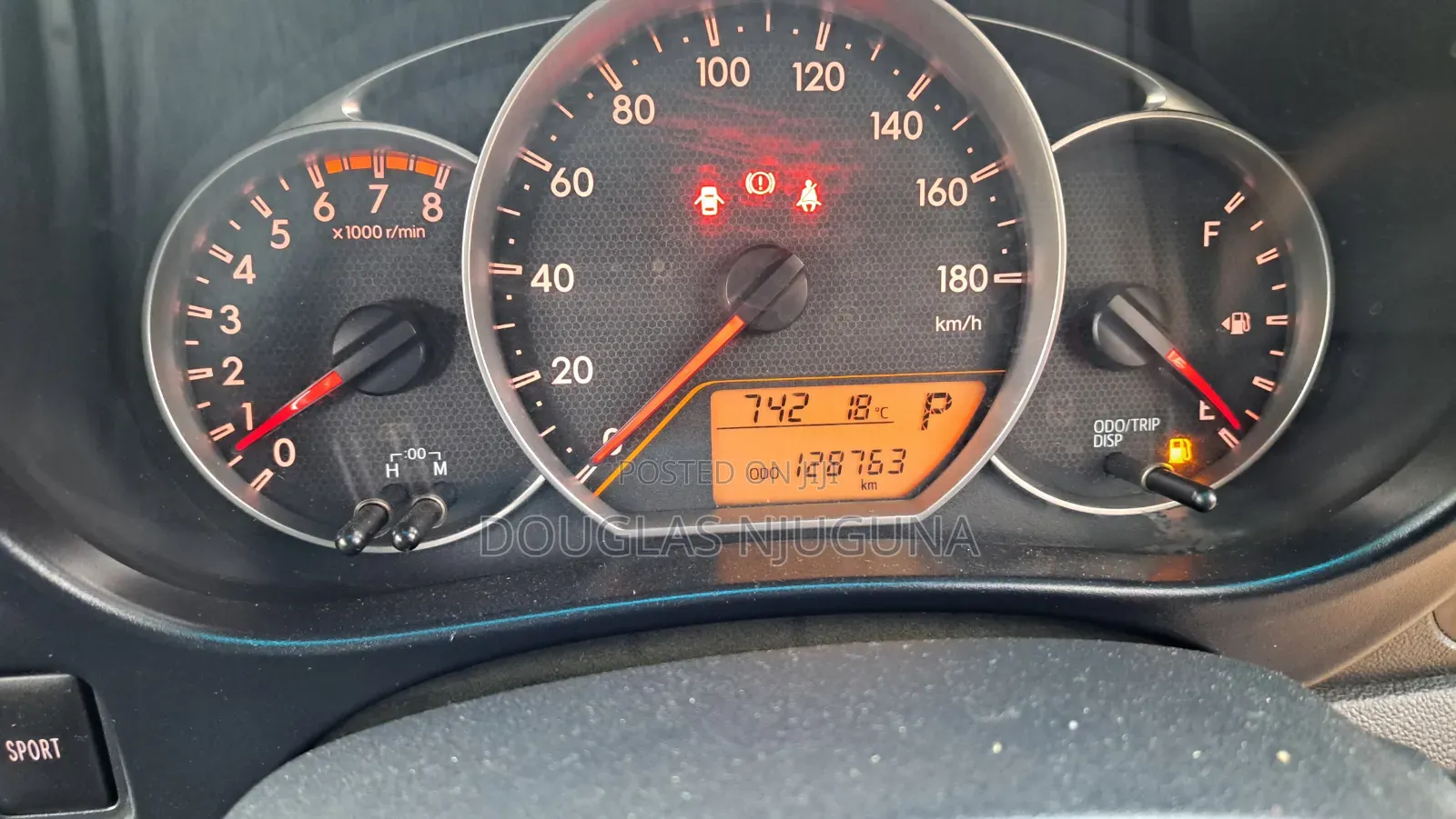 Toyota Ractis 2013 Silver