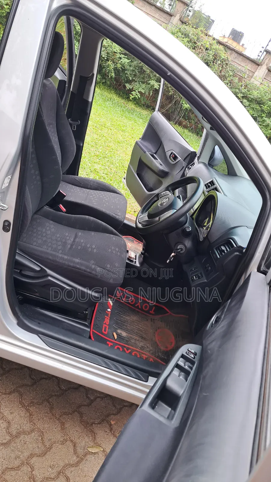 Toyota Ractis 2013 Silver