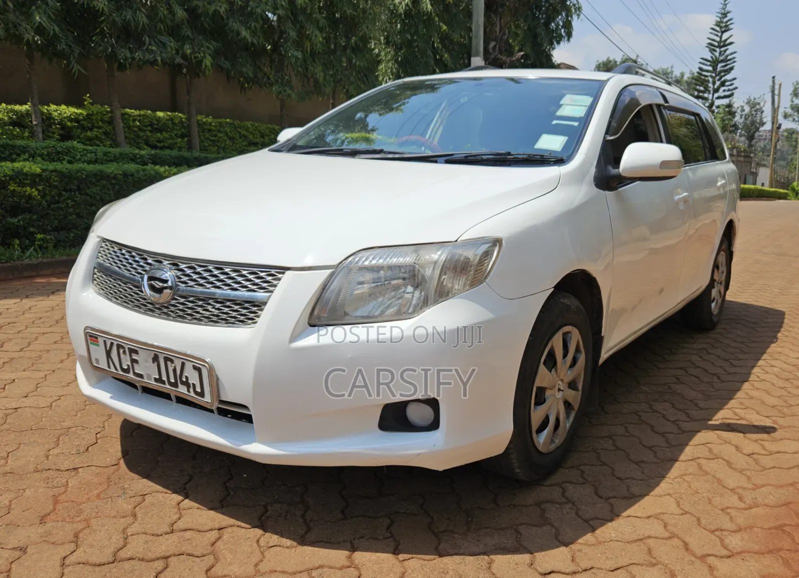 Toyota Corolla Fielder 2009 White