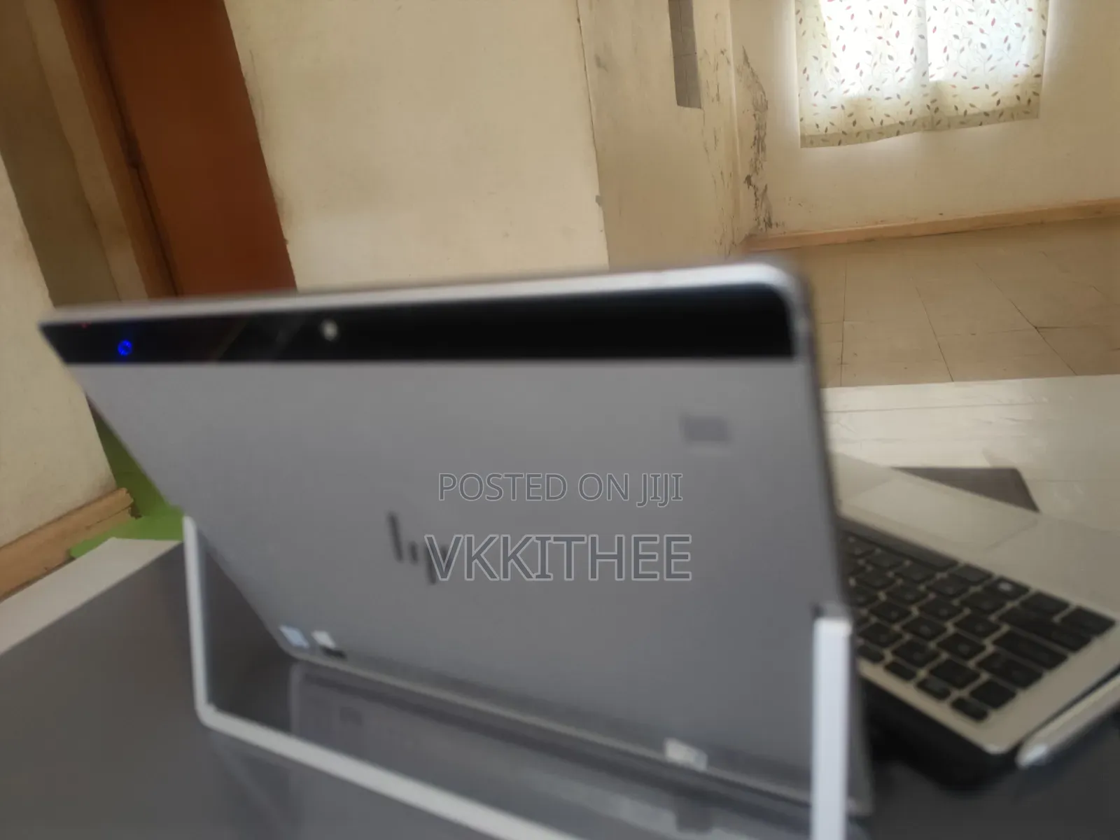 Laptop HP Elite X2 1012 G2 8GB Intel Core Ultra 7 SSD 256GB