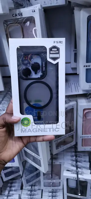 iPhone 16 Pro High Quality Magnetic Clear Case