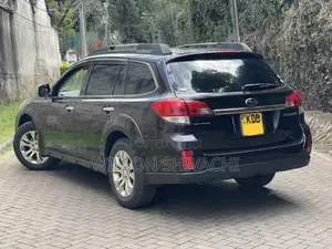 Subaru Outback 2013 Brown