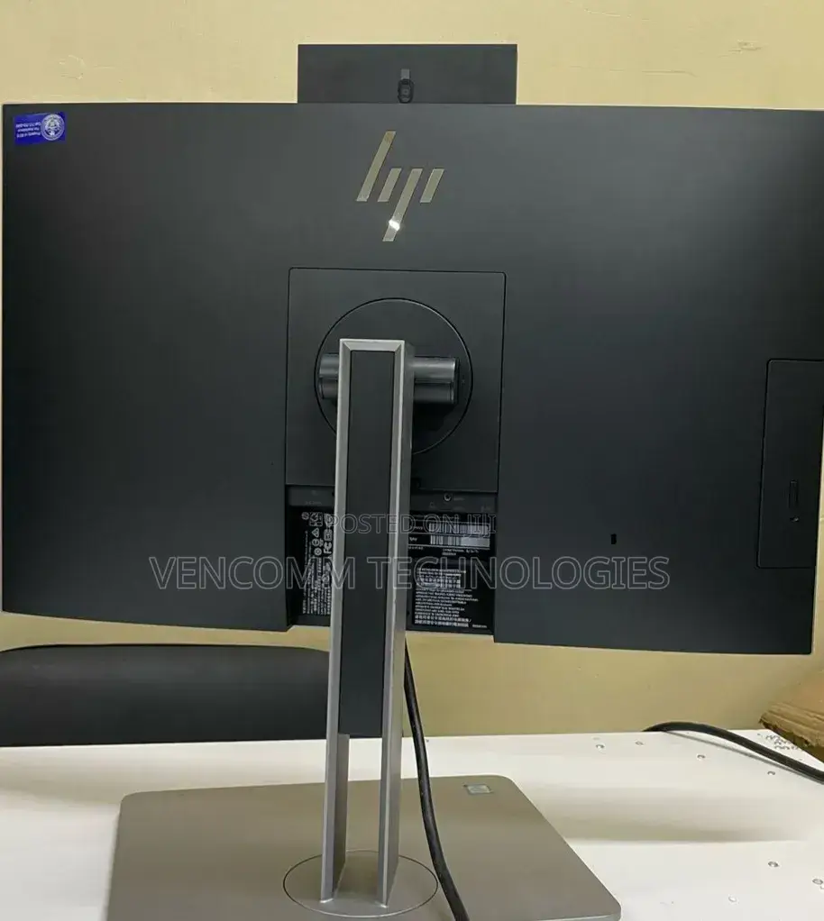 Desktop Computer HP EliteDesk 800 G3 8GB Intel Core i5 SSD 256GB