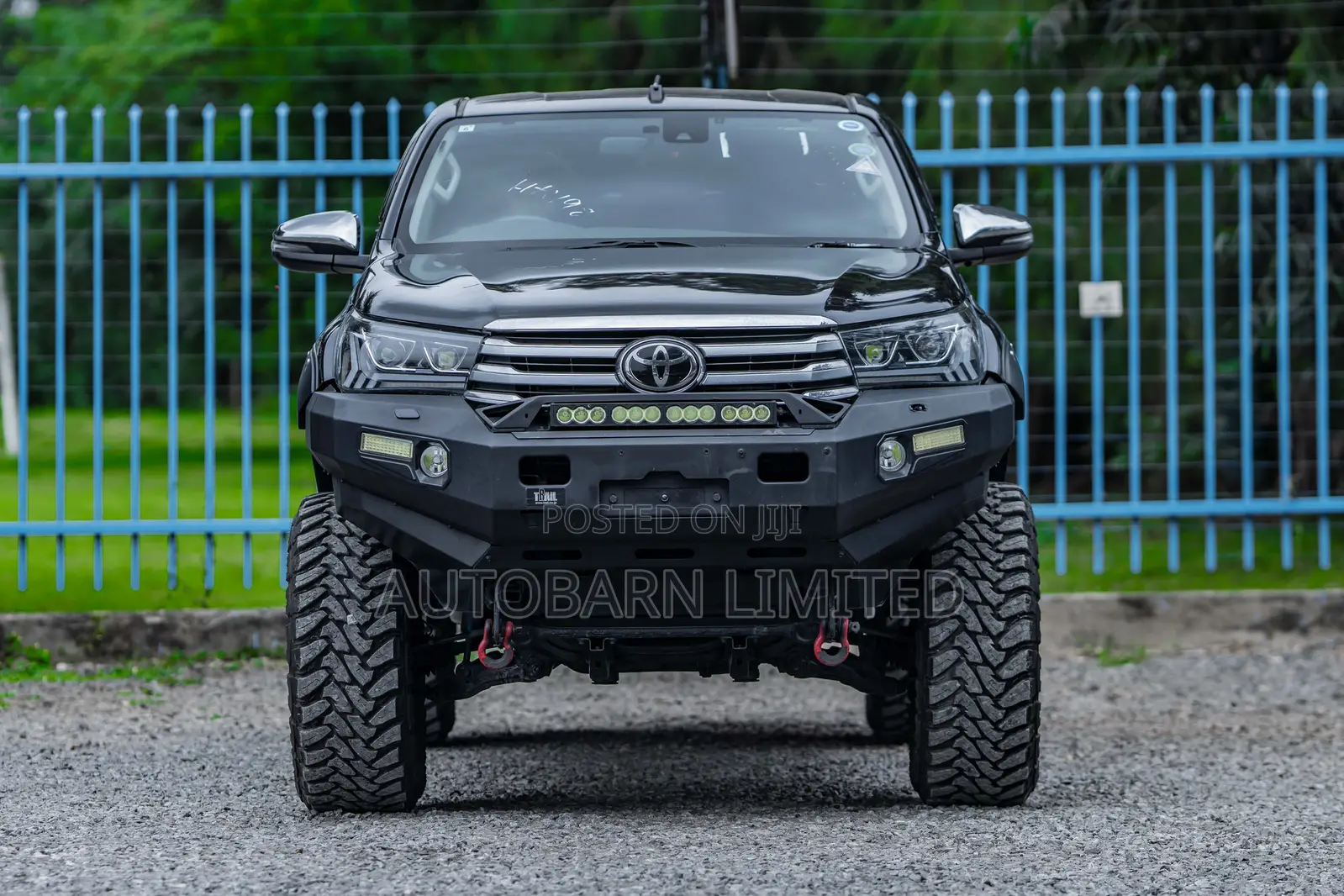 Toyota Hilux 2018 Black