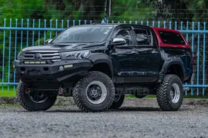 Toyota Hilux 2018 Black