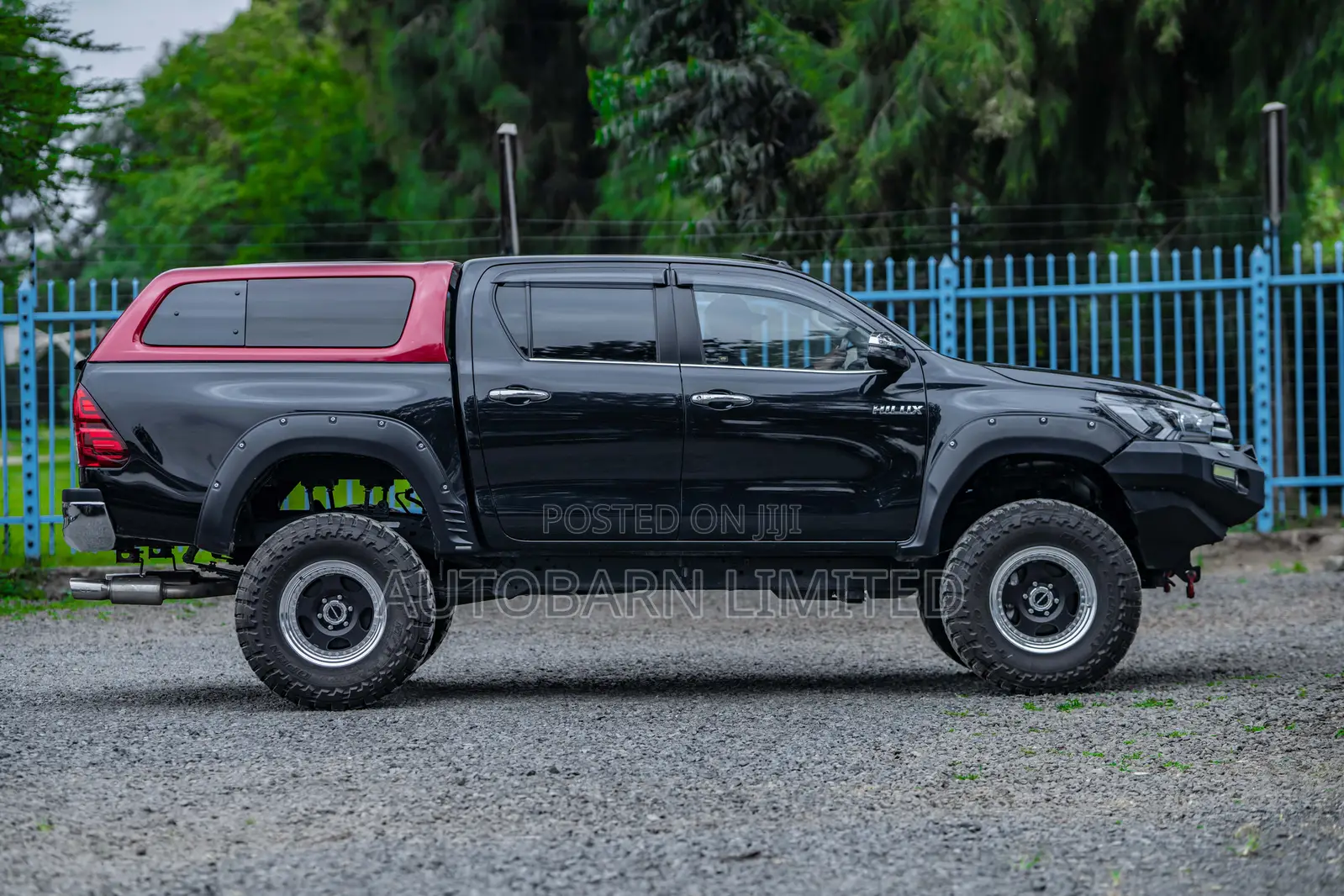 Toyota Hilux 2018 Black