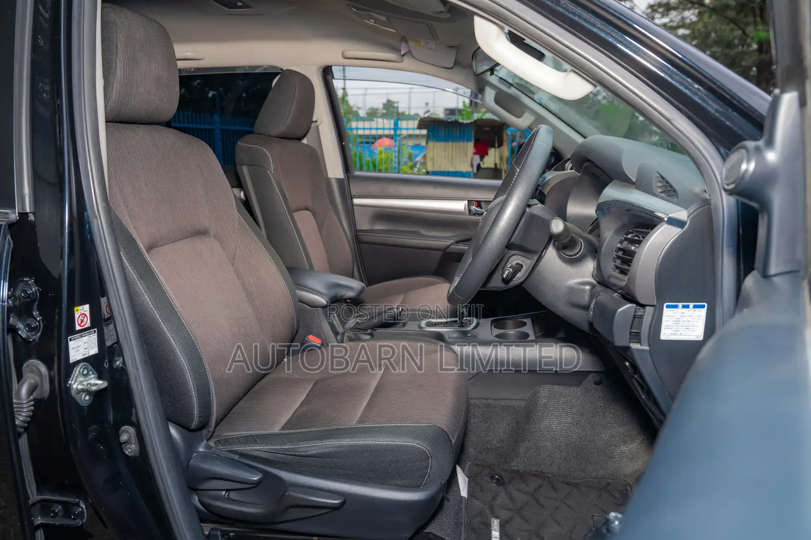 Toyota Hilux 2018 Black