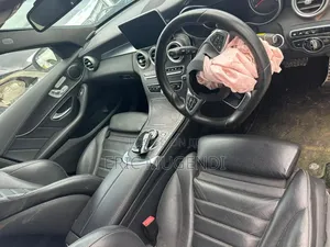 Mercedes-Benz C200 2014 White