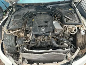 Mercedes-Benz C200 2014 White