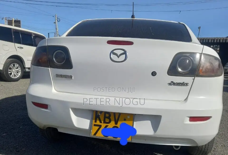 Mazda Axela 2007 White
