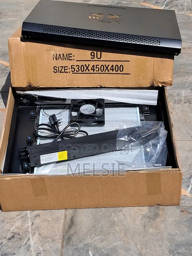 9u Data Cabinet Wall Mount Network Rack With Pdu