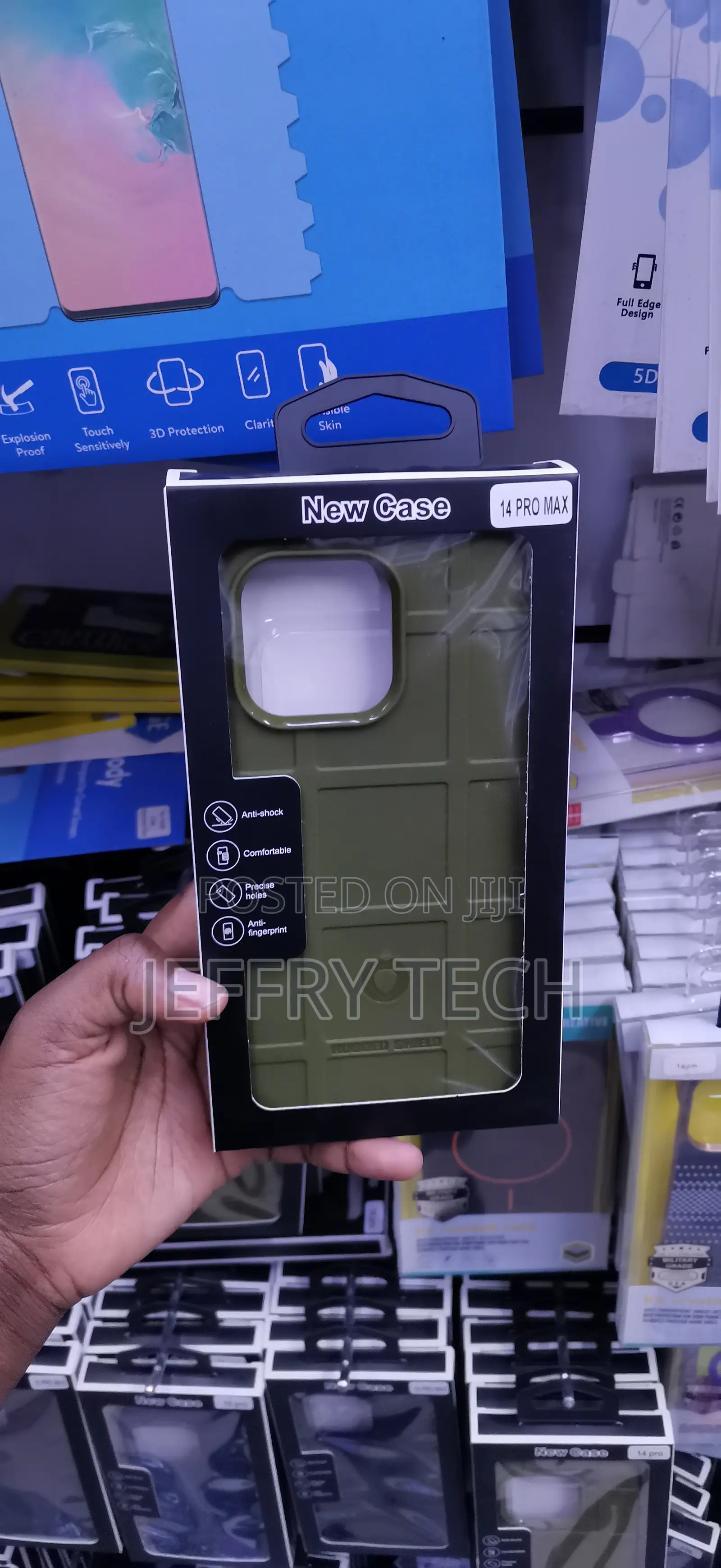 iPhone 14 Pro Max Heavy-Duty, Flexible Drop Protection Case