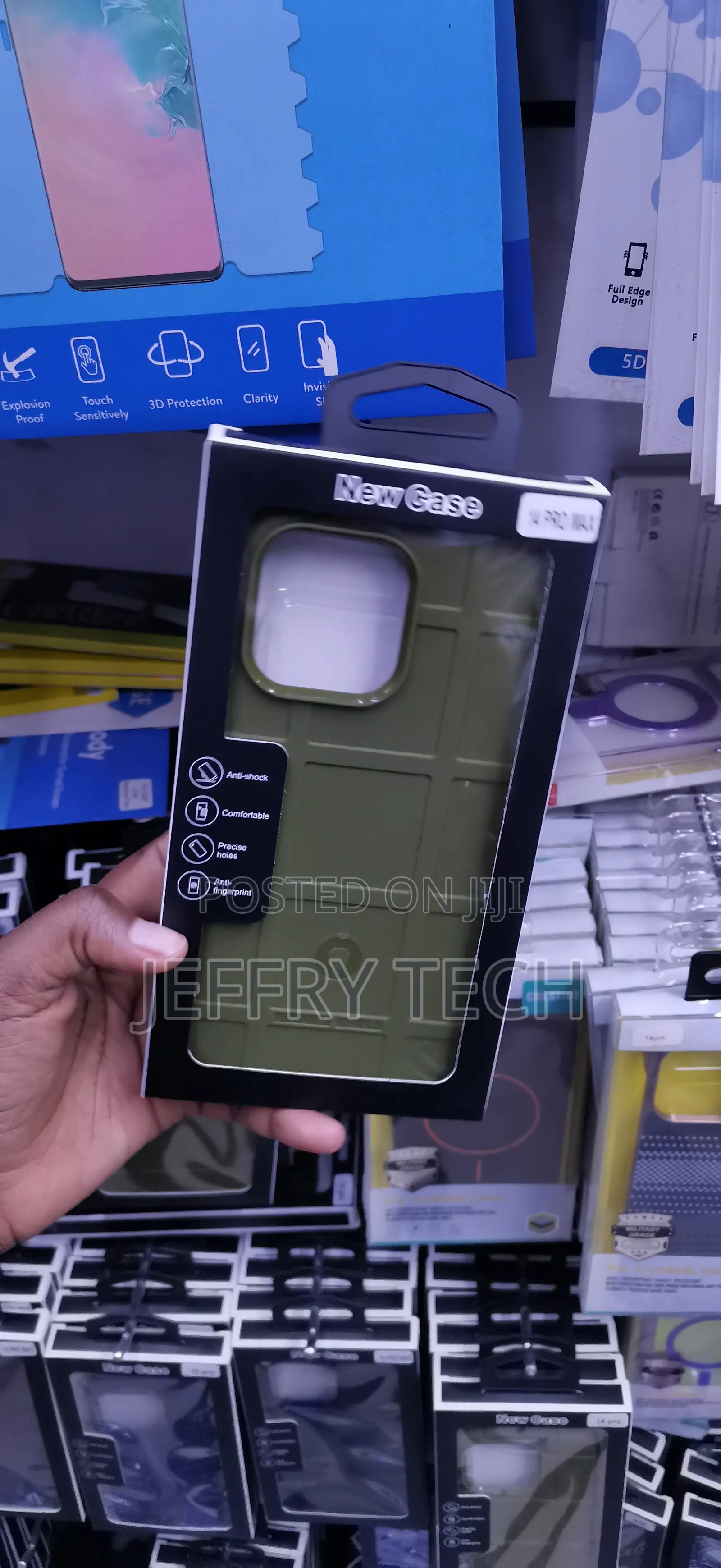 iPhone 14 Pro Max Heavy-Duty, Flexible Drop Protection Case