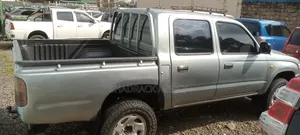 Toyota Hilux 2008 Gray