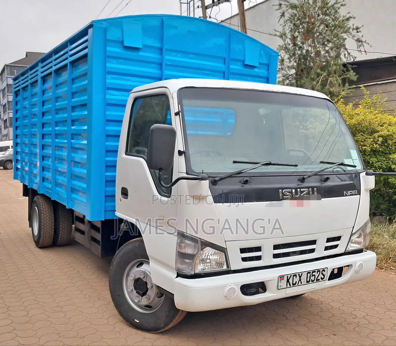 Isuzu NPR 4.3