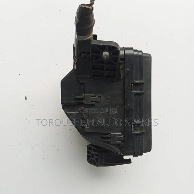 Toyota Wish 2014 Fusebox - thumbnail 2