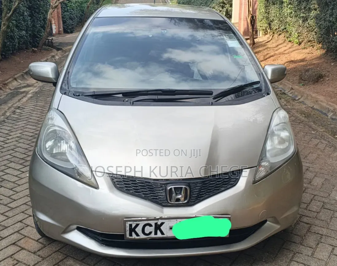 Honda Fit 2010 Ivory
