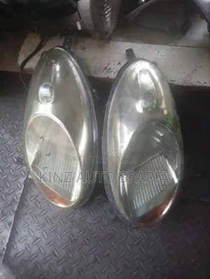 Nissan March Headlights 2005 Available