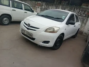 Toyota Belta 2008 White