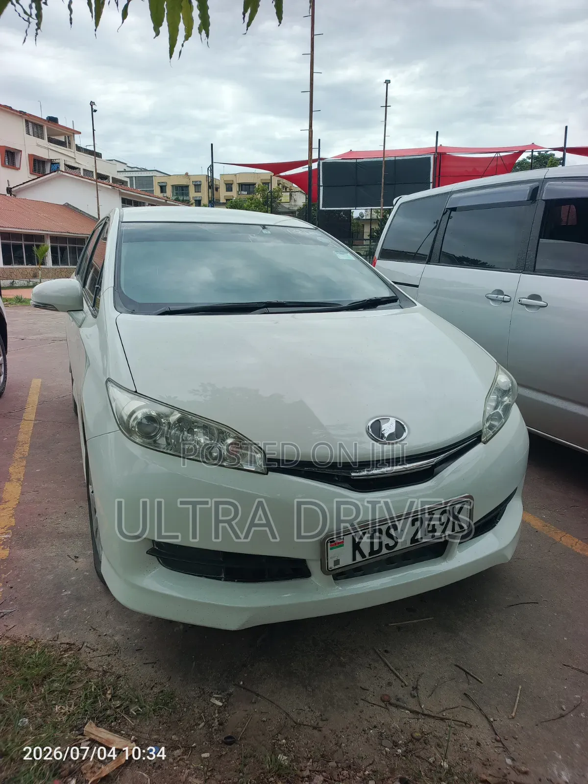 Toyota Wish 2017 White