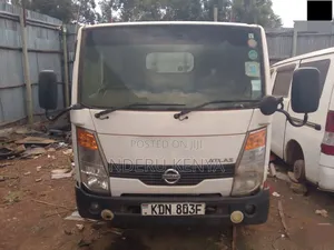 Nissan Atlas 2015